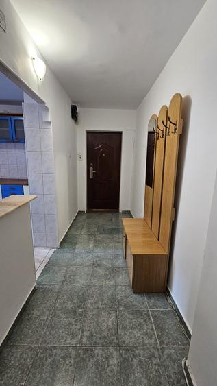 Apartament cu 2 camere decomandat în Griviței