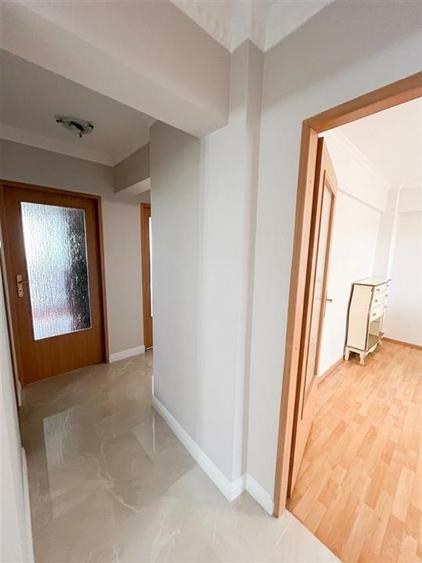 RECO, apartament decomandat,4 camere, bloc cu lift, Nufarul - 12