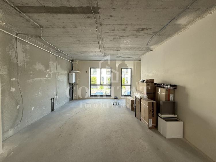 Spațiu comercial, de 119.40000152588 mp, în Florești