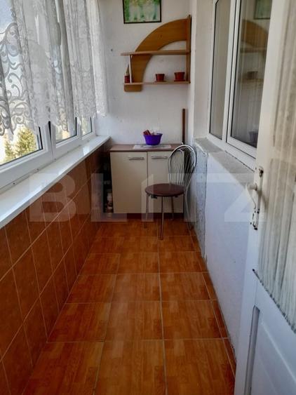 Apartament cu 2 camere semidecomandat, mobilat în Cugir