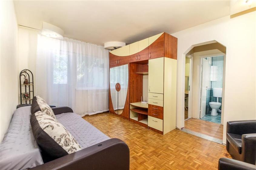 Apartament cu 3 camere semidecomandat în Mănăștur