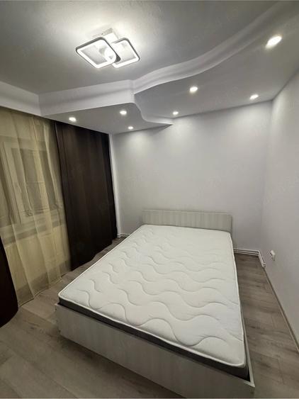 Apartament cu 2 camere decomandat în Republicii