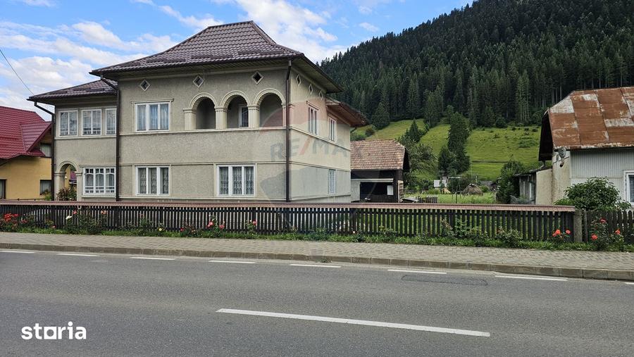 Teren de 4822 mp, în Sadova