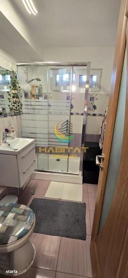 Apartament cu 3 camere semidecomandat, mobilat în Alexandru Obregia