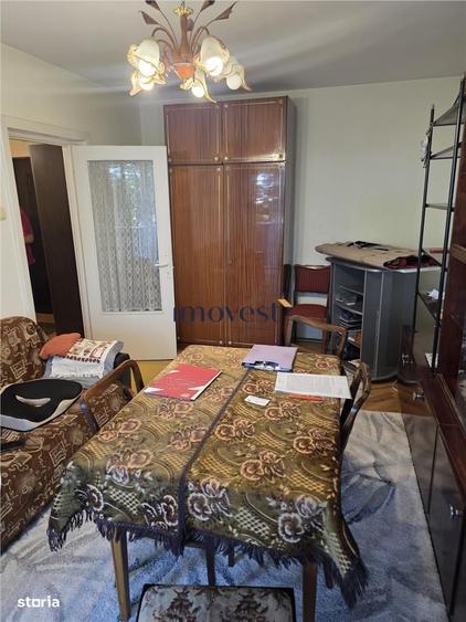 Apartament cu 3 camere decomandat în Cloșca
