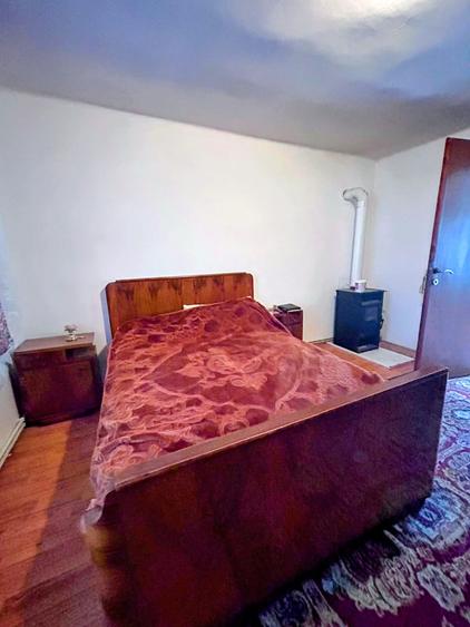 Casă individuală cu 5 camere cu Teren 1800 Mp în Chizătău