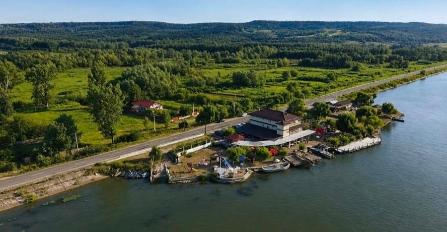 Teren agricol extravilan de 2750 mp, în Ostrovu Corbului