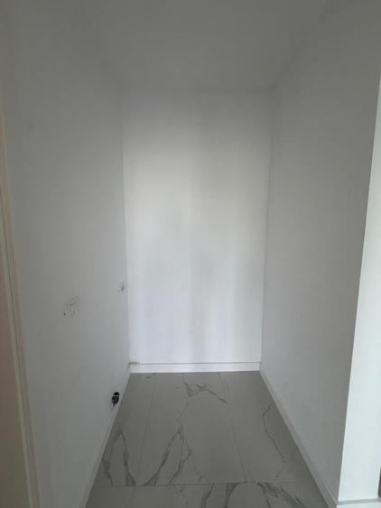 Apartament cu 2 camere semidecomandat în Baba Novac