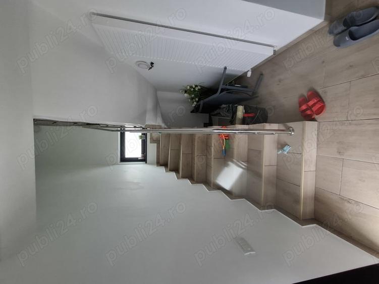 Casă cu 3 camere în Schitu