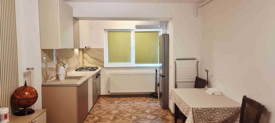 Apartament cu 2 camere nedecomandat în Cățelu