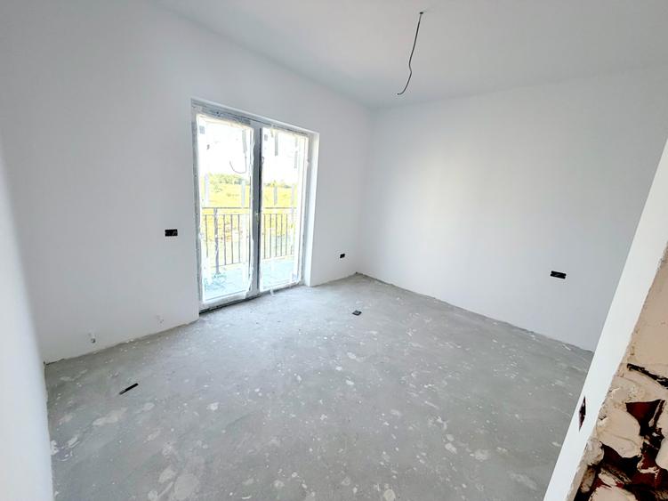 Casă individuală cu 4 camere cu Teren 530 Mp în Exterior Sud