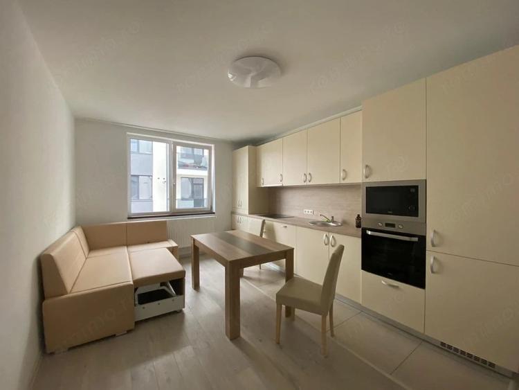 Apartament 3 camere zona Selimbar - 1
