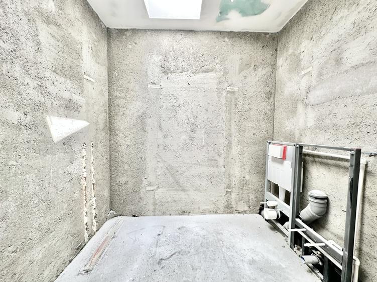 Duplex cu 4 camere cu Canalizare în Moșnița Nouă