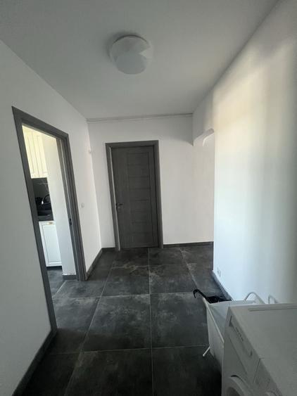 Apartament cu 3 camere decomandat în Progresul