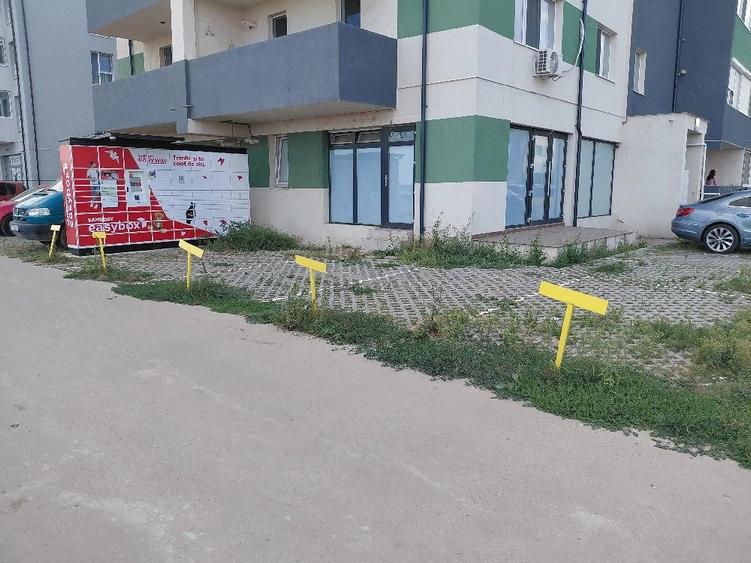 Spațiu comercial, de 50 mp, în Central
