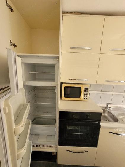 Apartament cu 2 camere nedecomandat în Central