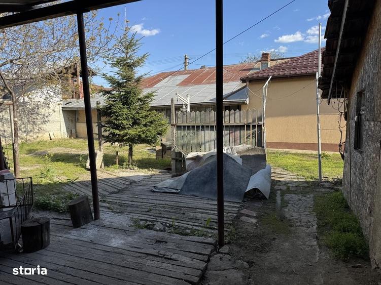 Casă cu 4 camere în Exterior Vest