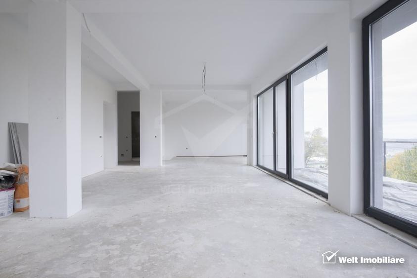 Casă individuală cu 4 camere cu Garaj în Feleacu