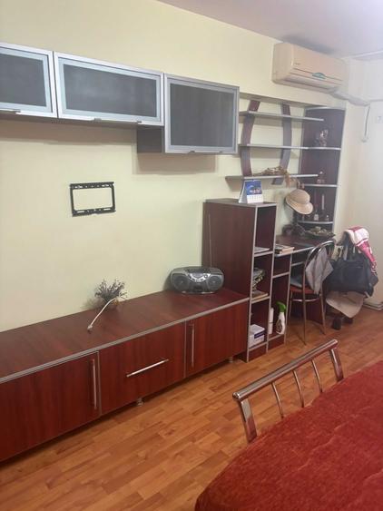 Garsonieră decomandată în Exterior Vest
