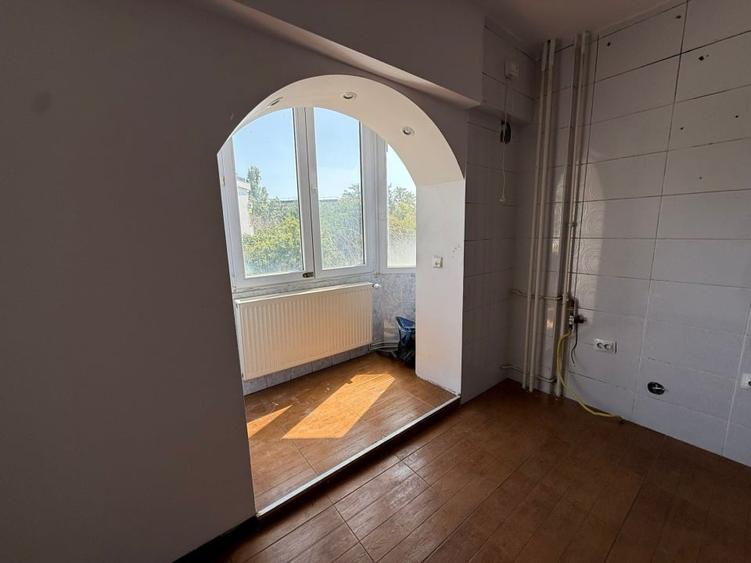 Apartament cu 2 camere semidecomandat în Herăstrău