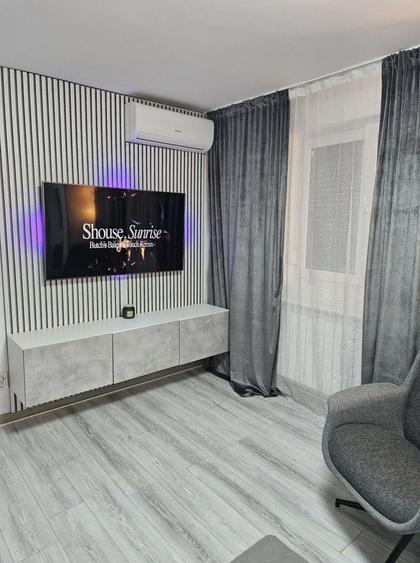 Apartament cu 2 camere decomandat, mobilat în Tei