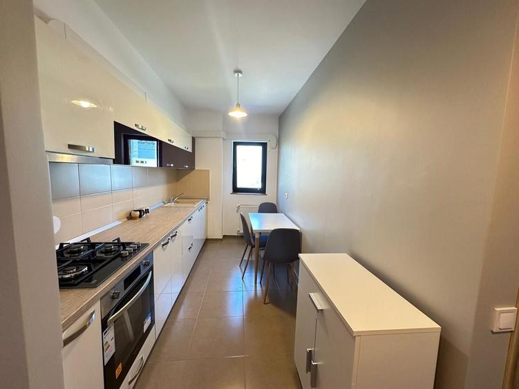 Apartament cu 2 camere decomandat în Centrul Civic