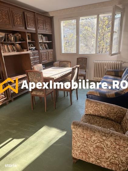 Apartament cu 3 camere decomandat în Brâncoveanu