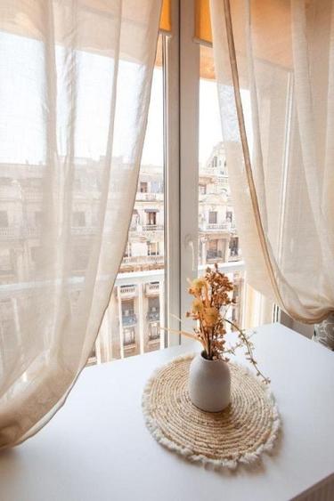 Apartament cu 2 camere decomandat, mobilat în Calea Victoriei
