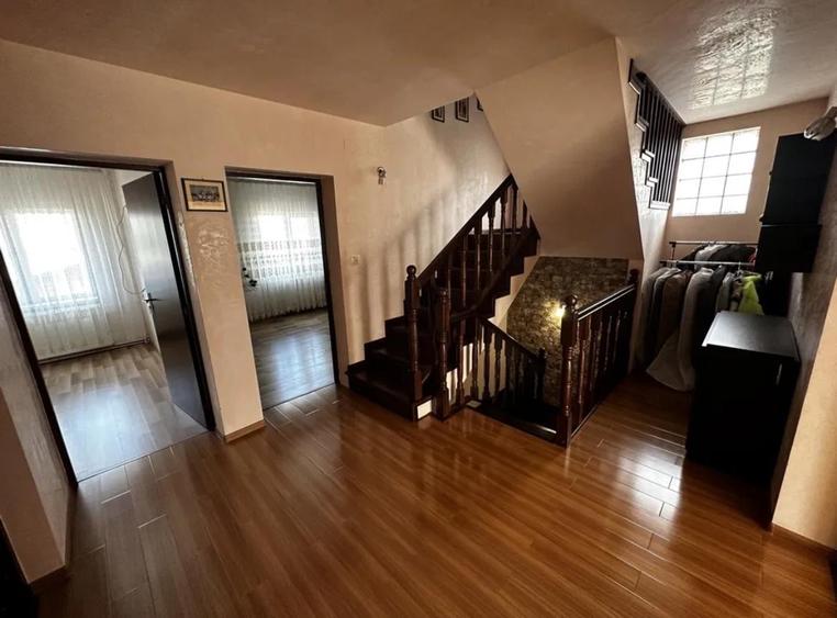 Jilava -Primarie- Vila P+1+M-6 CAM-sup 275 MP -pret 168000 EURO - 8
