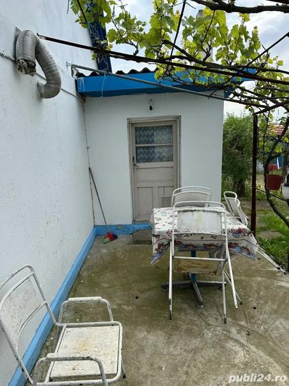 Casă cu 3 camere cu Teren 1300 Mp în Pecineaga