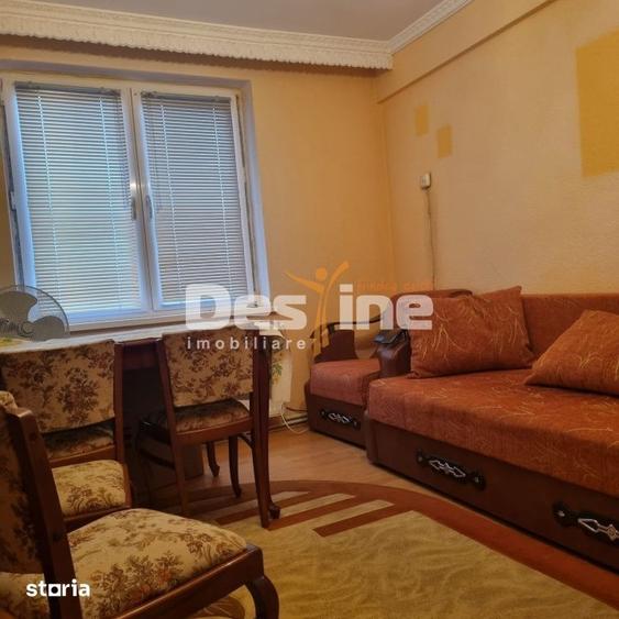 Apartament cu 2 camere decomandat, mobilat în Centrul Vechi
