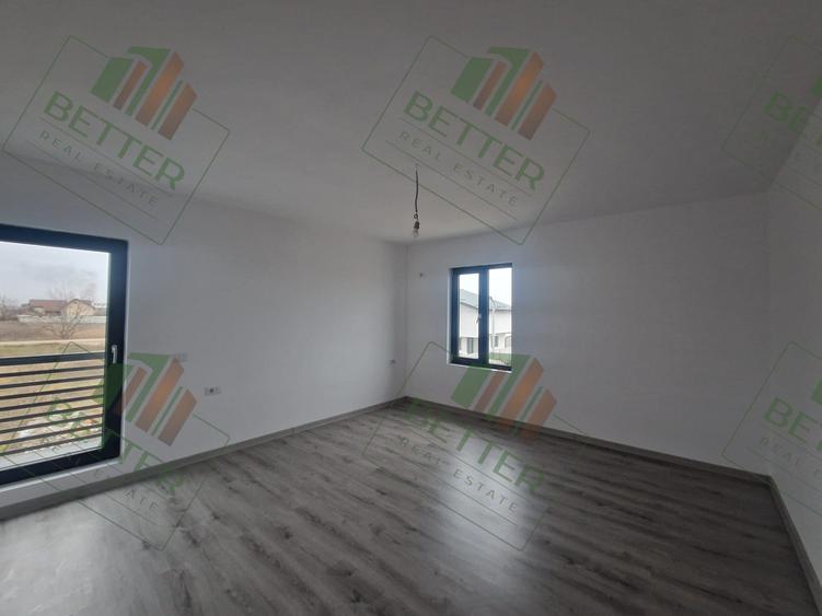 Casă individuală cu 4 camere cu Teren 300 Mp în Berceni