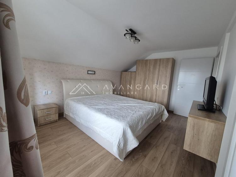 Apartament cu 4 camere semidecomandat, mobilat în Bună Ziua
