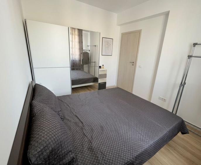 Apartament cu 2 camere semidecomandat în Militari