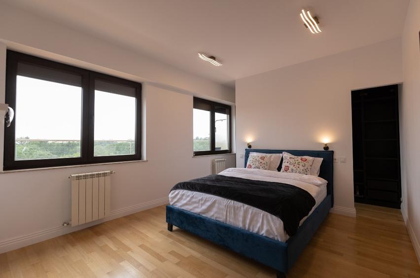 Apartament cu 4 camere semidecomandat, mobilat în Herăstrău