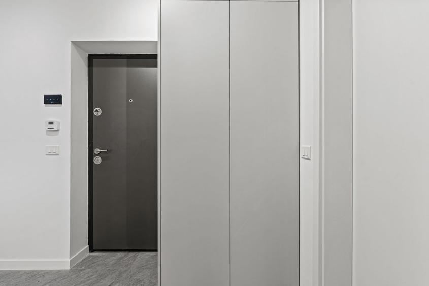 Apartament cu 2 camere semidecomandat, mobilat în Metalurgiei