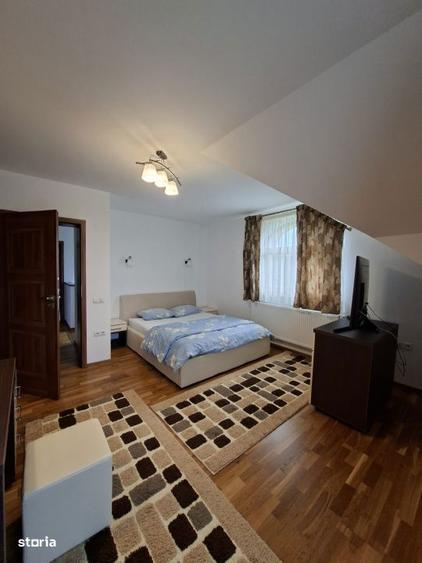 Casa Premium de Vanzare, Grosi, 14 Ari Curte Amenajata - 14