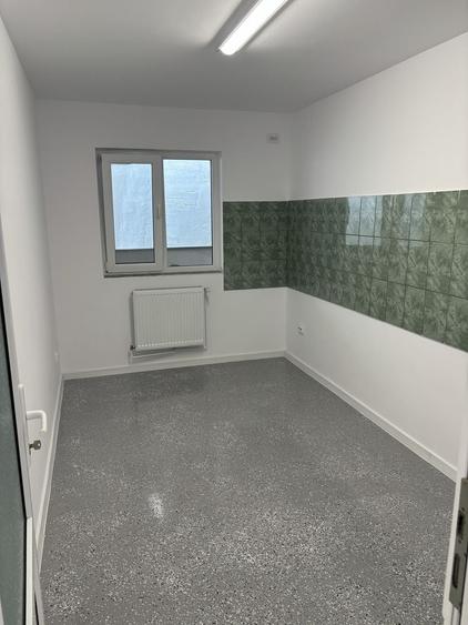 Spațiu comercial, de 200 mp, în Tomești