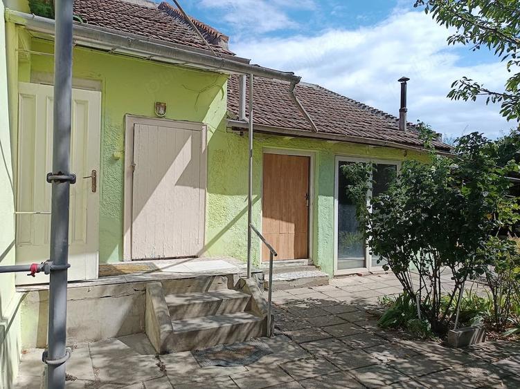Casă cu 3 camere cu Teren 765 Mp în Grădiște