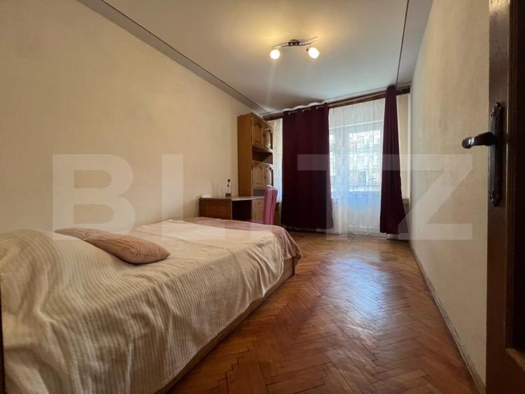 Apartament cu 4 camere decomandat, mobilat în Ultracentral