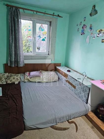 Apartament cu 3 camere semidecomandat în Gheorgheni