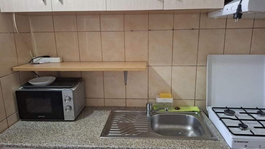 Garsonieră decomandată în Central