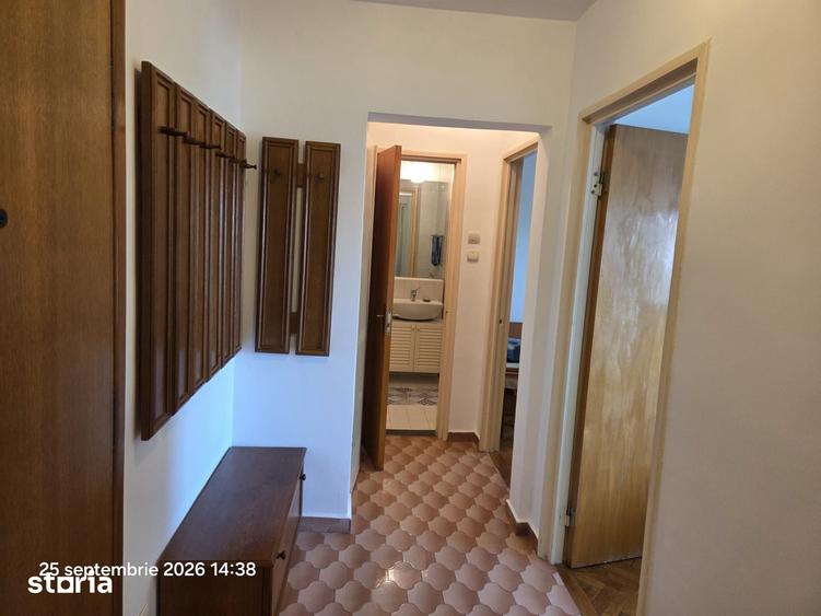 Apartament cu 4 camere în Șerban Vodă