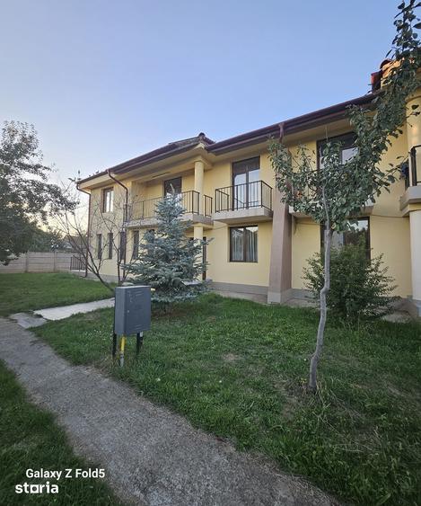 Casă cu 5 camere cu Teren 500 Mp în Central