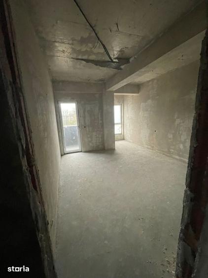Apartament cu 3 camere decomandat în Cârcea