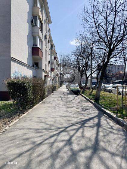 Apartament cu 3 camere, mobilat în 1 Mai