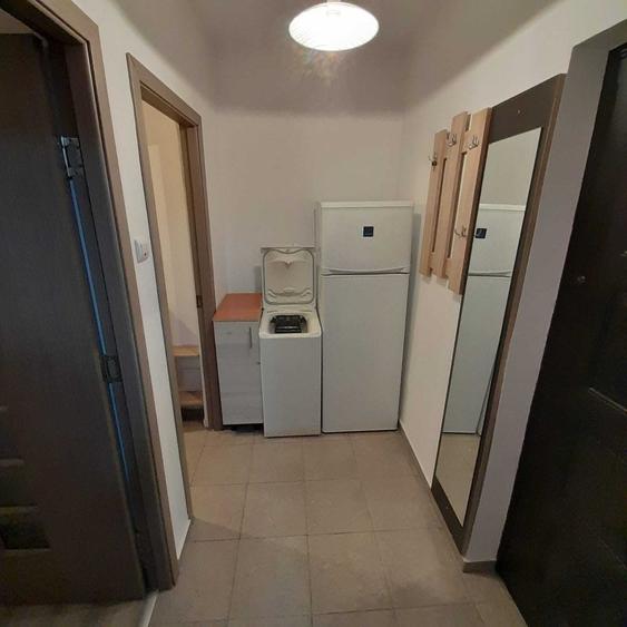 Garsonieră decomandată în Central