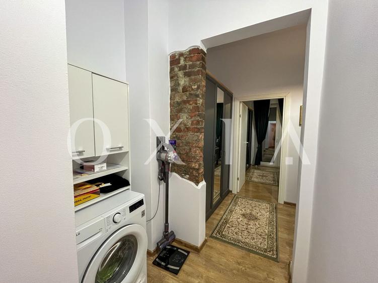 Apartament cu 2 camere decomandat, mobilat în Ultracentral