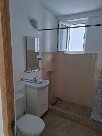 Apartament cu 2 camere semidecomandat în Țiglina 2