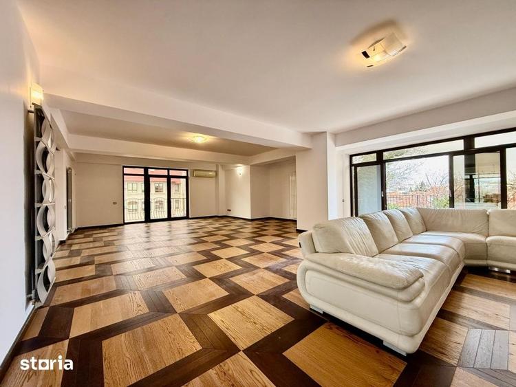 Penthouse Duplex cu vedere la Arcul de Triumf - 9